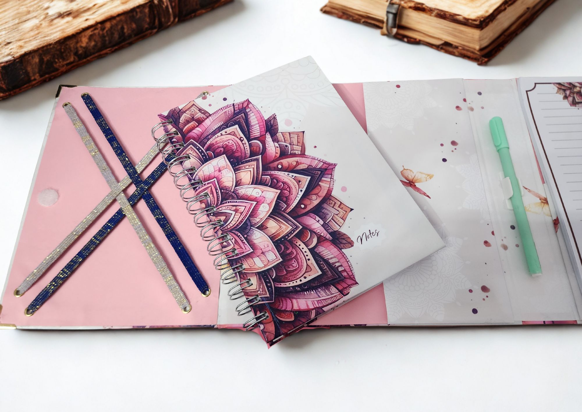 Pasta com planner e bloco removíveis - Imagem 4